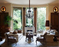 Living Room, Pendlet